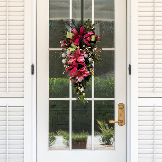 Mistletoe & Magic Teardrop