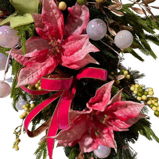 Mistletoe & Magic Teardrop