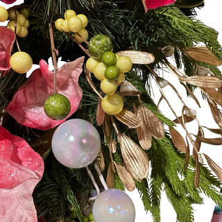 Mistletoe & Magic Teardrop