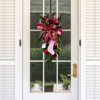 Sugarplum Stockings Teardrop