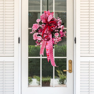 VALENTINES WREATH