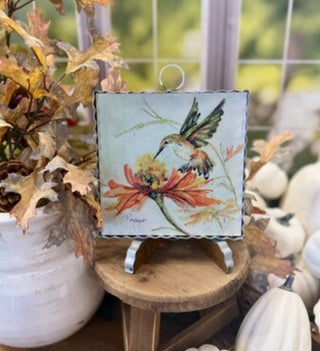 Mini Rozie’s Fall Hummingbird