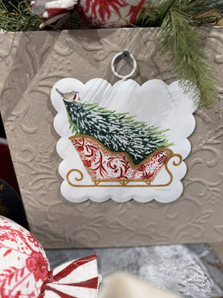 Mini Gallery Scallop Chinoiserie Sleigh