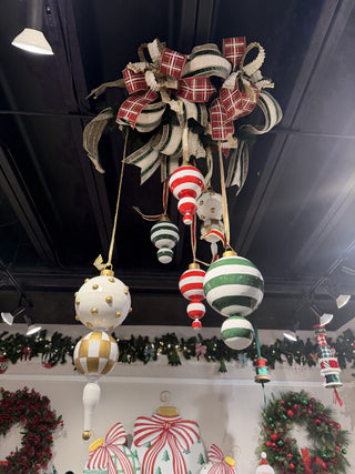 Medium Gold & White Ornament