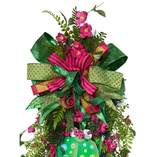 Timeless Bloom Teardrop- Green Bug