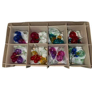 Vivid Vintage 8 Count 6Pc 1" & .5" Clusters