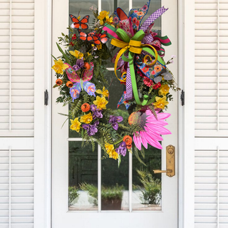 Oval Butterfly Wreath