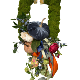 Velvet Pumpkin Moss Wreath