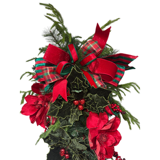 Poinsettia Teardrop