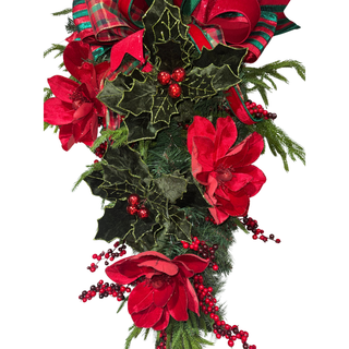 Poinsettia Teardrop