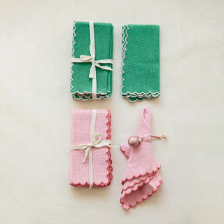 Pink Scalloped Edge Napkin Set